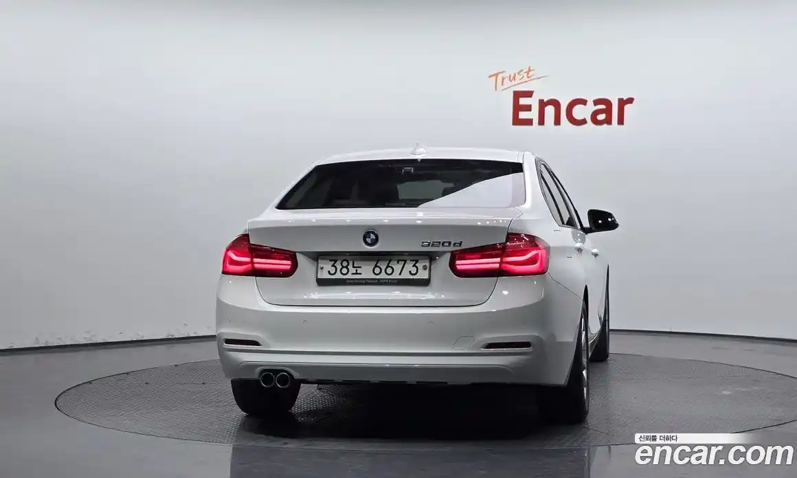 BMW 3 серия 2018 2.0 автомат (гидро), фото 3