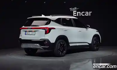 Kia Seltos 2024 1.6 автомат (гидро), миниатюра 2