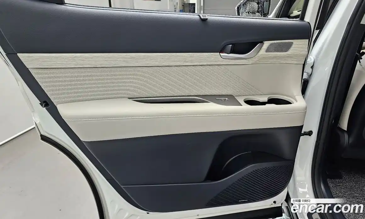 Hyundai Palisade 2024 3.8 автомат (гидро), фото 15