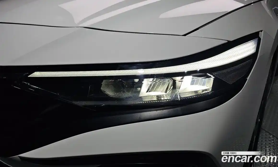 Hyundai Avante 2025 1.6 автомат (гидро), фото 8