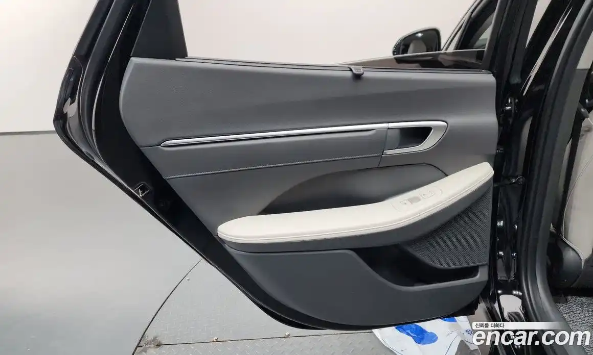 Hyundai Sonata 2025 1.6 автомат (гидро), фото 15