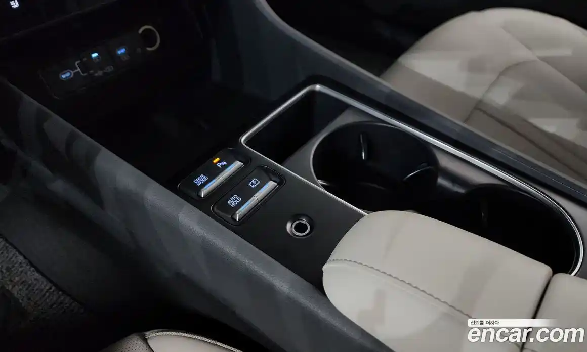 Hyundai Sonata 2025 1.6 автомат (гидро), фото 24