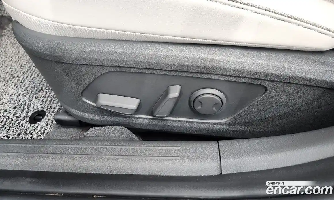 Hyundai Sonata 2025 1.6 автомат (гидро), фото 31