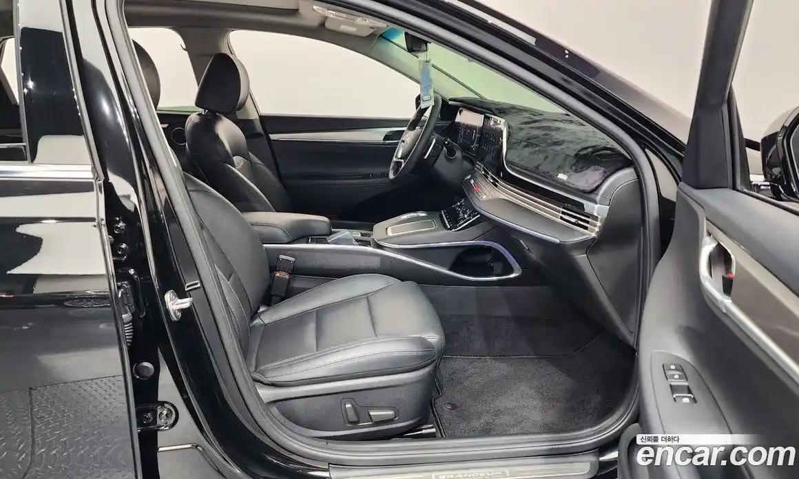 Hyundai Grandeur 2020 2.5 автомат (гидро), фото 16
