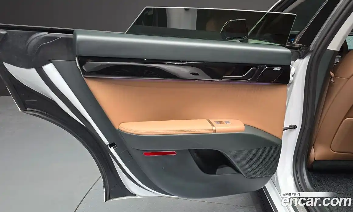 Hyundai Grandeur 2023 2.5 автомат (гидро), фото 15