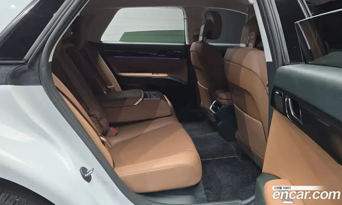 Hyundai Grandeur 2023 2.5 автомат (гидро), фото 17