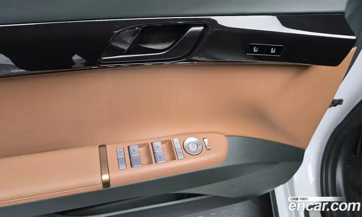 Hyundai Grandeur 2023 2.5 автомат (гидро), фото 26