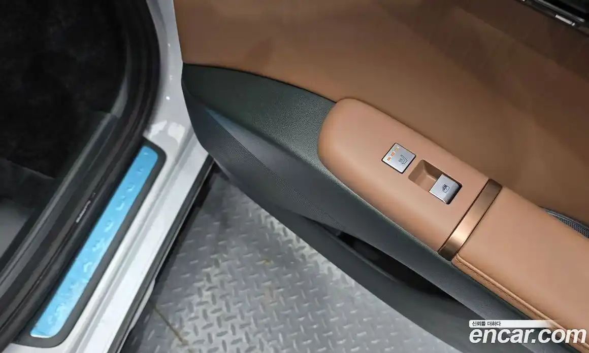 Hyundai Grandeur 2023 2.5 автомат (гидро), фото 30