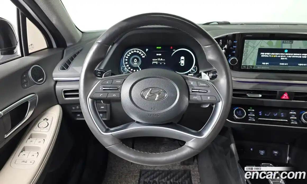 Hyundai Sonata 2022 1.6 автомат (гидро), фото 18