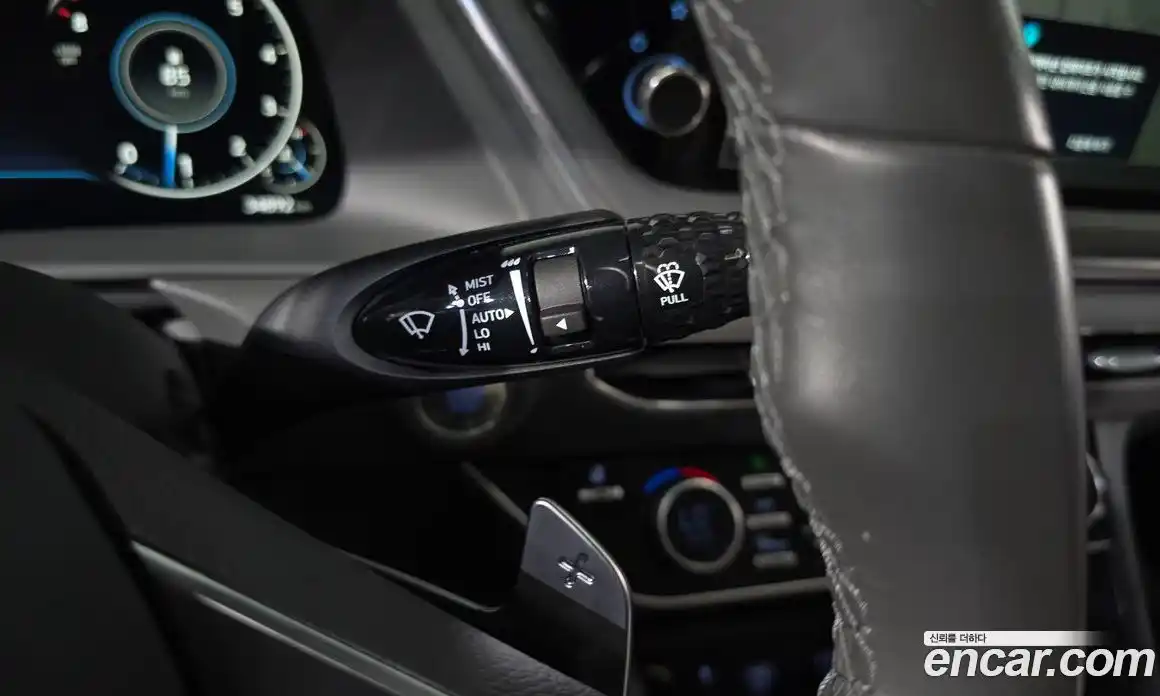 Hyundai Sonata 2022 1.6 автомат (гидро), фото 24