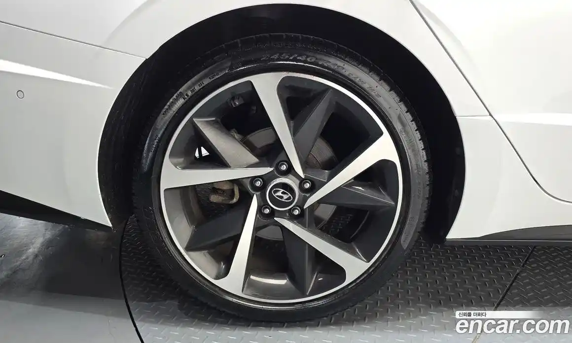 Hyundai Sonata 2022 1.6 автомат (гидро), фото 4