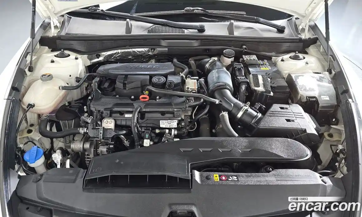 Hyundai Sonata 2022 1.6 автомат (гидро), фото 5