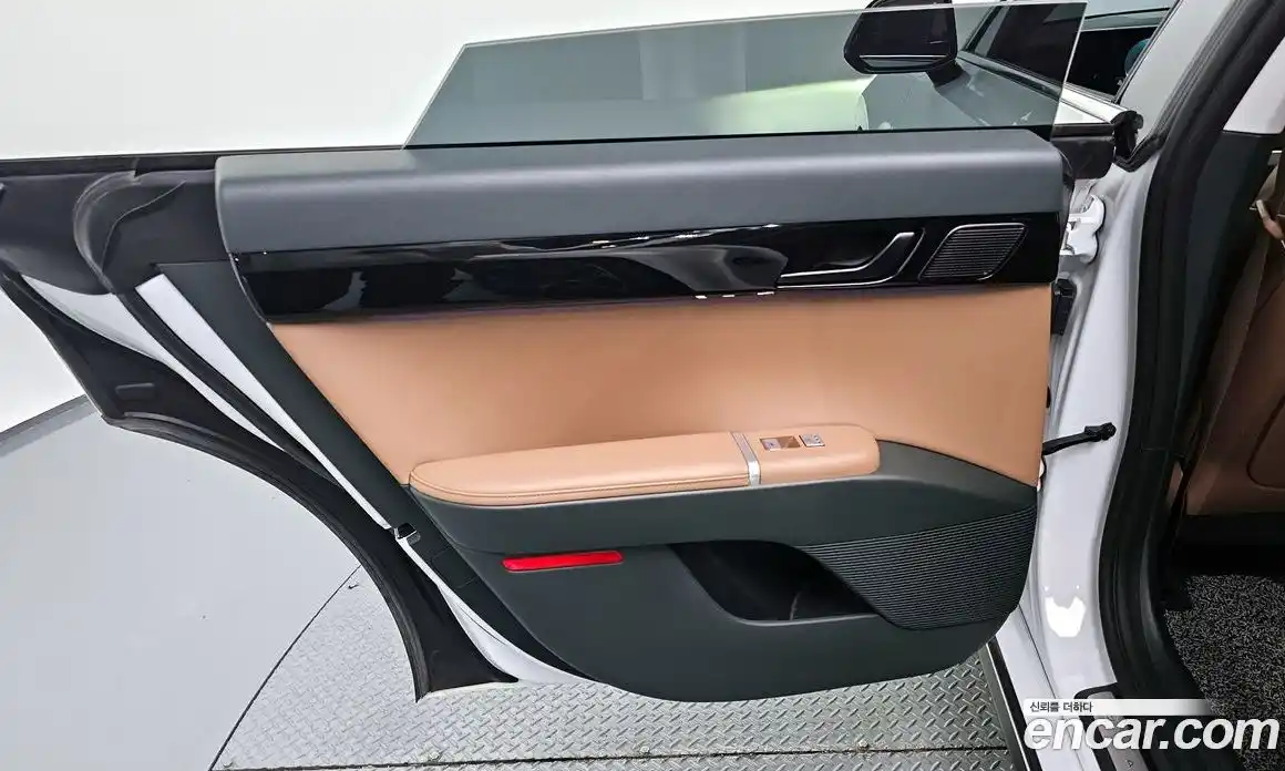 Hyundai Grandeur 2023 2.5 автомат (гидро), фото 15