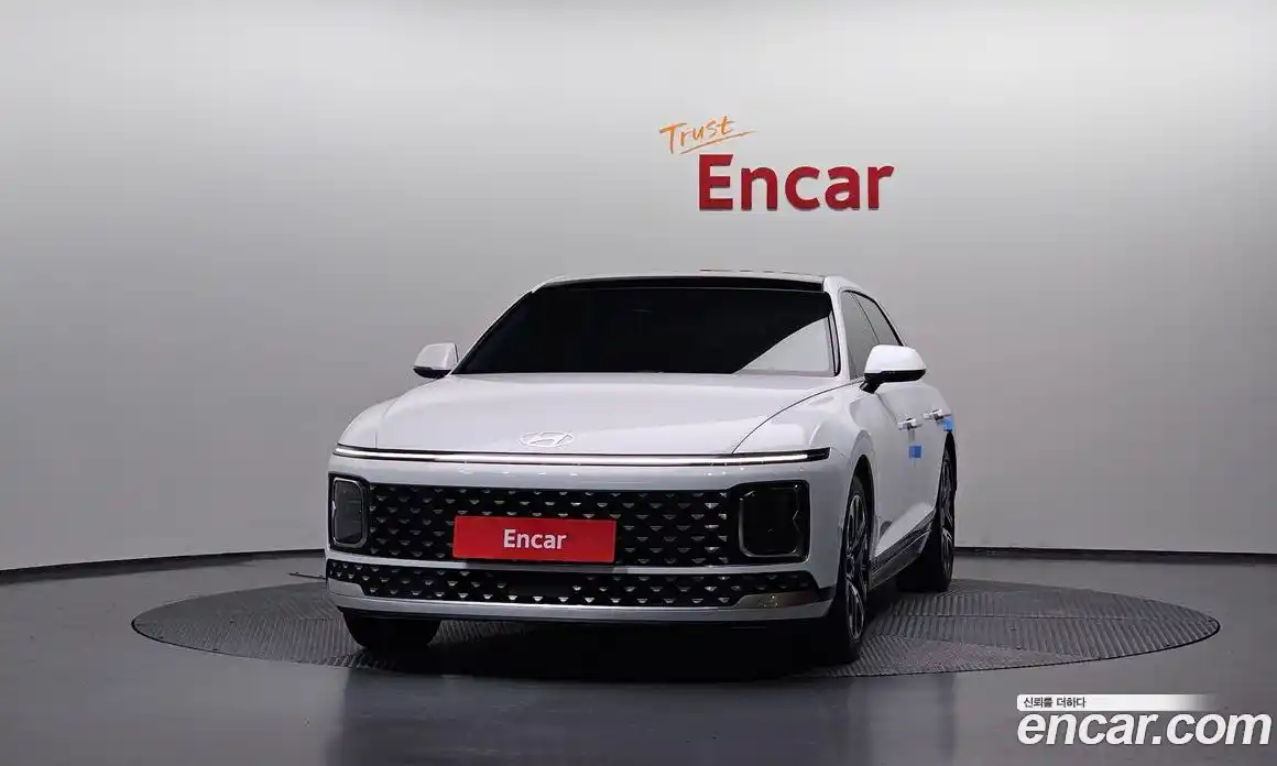 Hyundai Grandeur 2023 2.5 автомат (гидро), фото 3