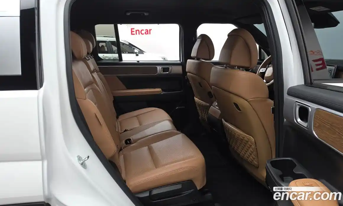 Hyundai Santa Fe 2024 2.5 автомат (гидро), фото 17