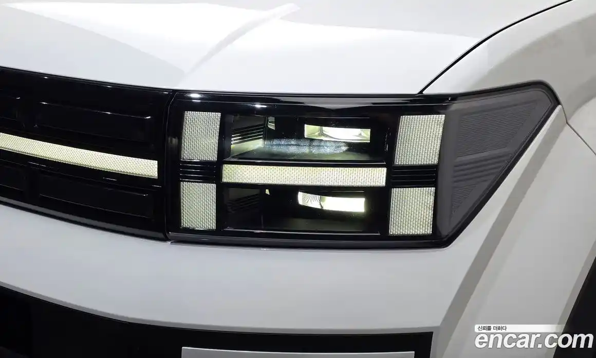 Hyundai Santa Fe 2024 2.5 автомат (гидро), фото 8