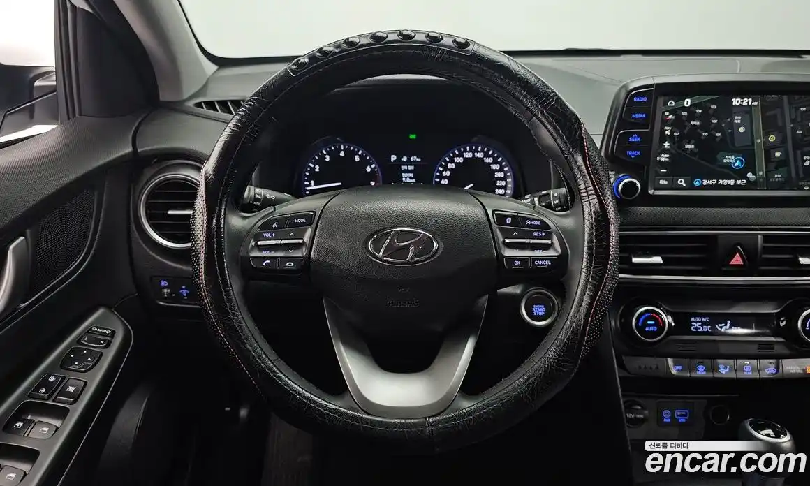 Hyundai Kona 2018 1.6 автомат (гидро), фото 18