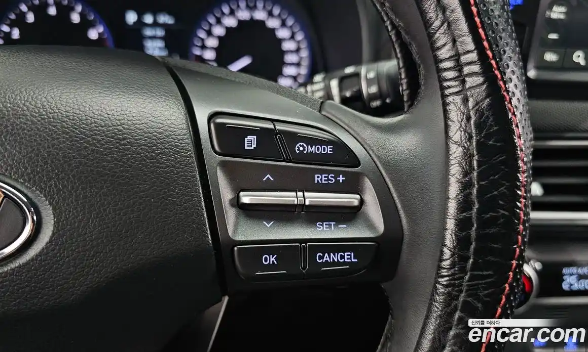 Hyundai Kona 2018 1.6 автомат (гидро), фото 28