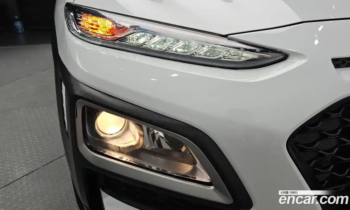 Hyundai Kona 2018 1.6 автомат (гидро), фото 7