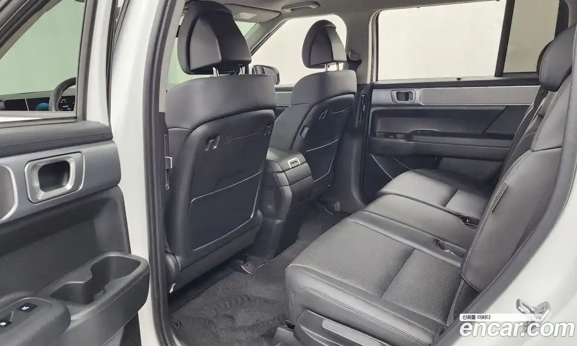 Hyundai Santa Fe 2024 1.6 автомат (гидро), фото 16