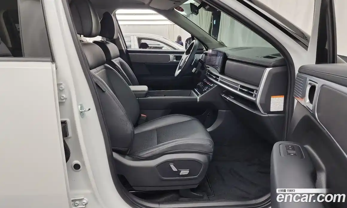 Hyundai Santa Fe 2024 1.6 автомат (гидро), фото 17
