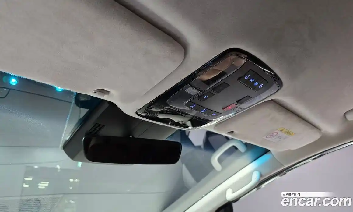 Hyundai Staria 2025 1.6 автомат (гидро), фото 20
