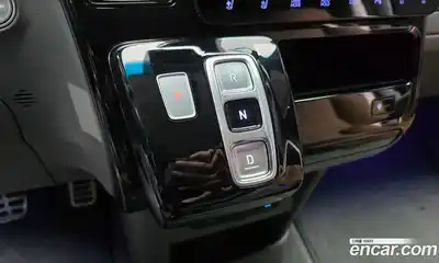 Hyundai Staria 2025 1.6 автомат (гидро), миниатюра 9