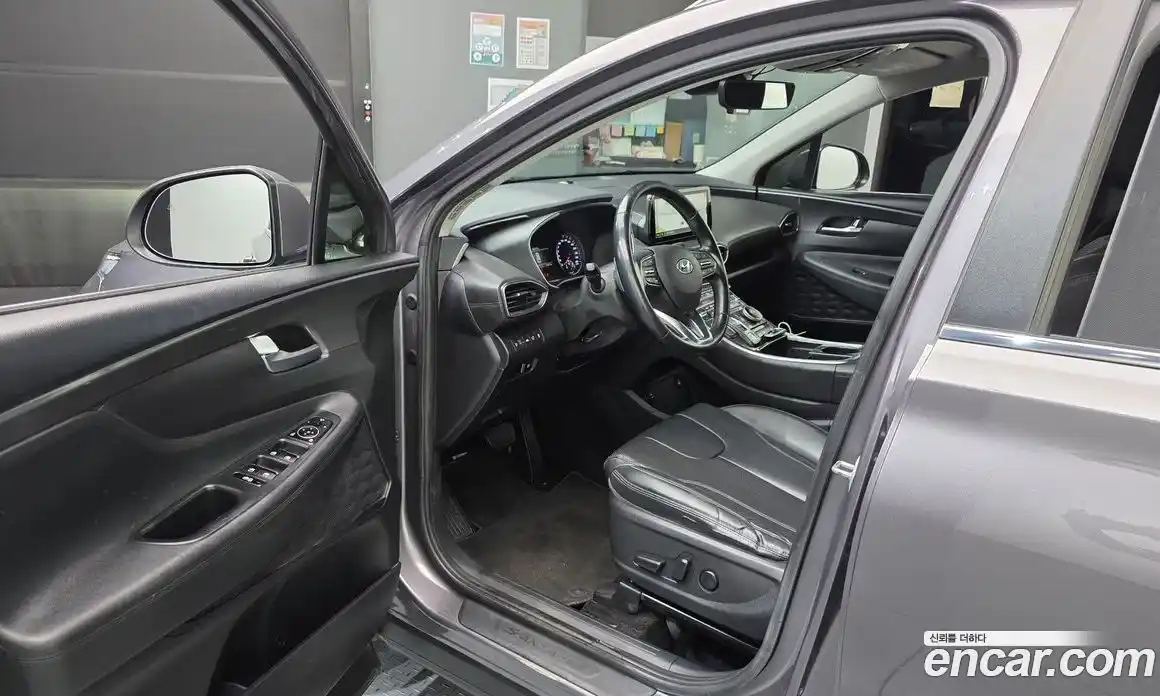 Hyundai Santa Fe 2022 2.2 автомат (гидро), фото 13