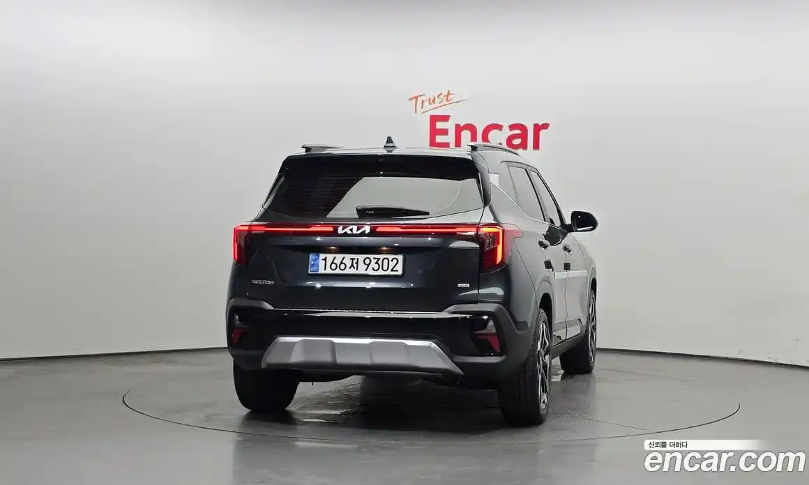 Kia Seltos 2024 2.0 автомат (гидро), фото 4 Kia Seltos 2024 2.0 автомат (гидро), фото 4