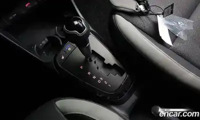 Kia Morning 2024 1.0 автомат (гидро), миниатюра 11