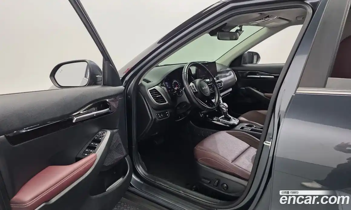 Kia Seltos 2021 1.6 автомат (гидро), фото 13