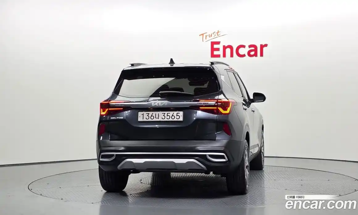 Kia Seltos 2021 1.6 автомат (гидро), фото 4