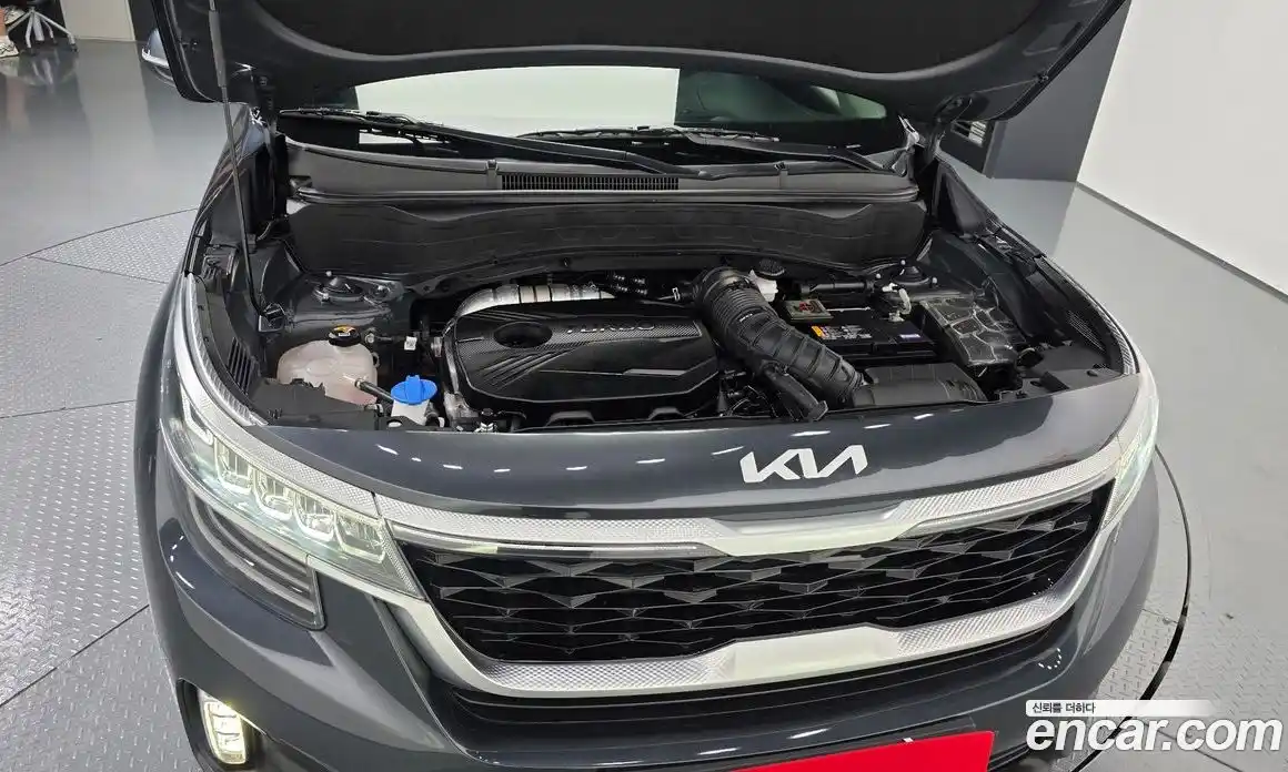 Kia Seltos 2021 1.6 автомат (гидро), фото 6