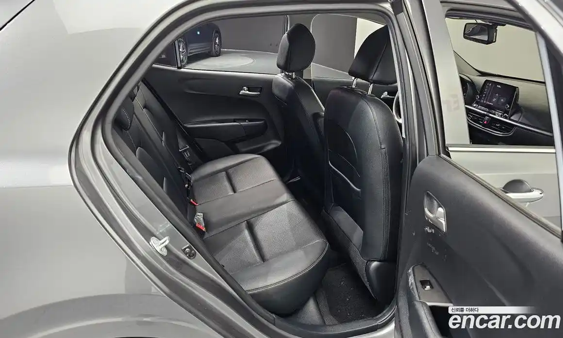 Kia Morning 2023 1.0 автомат (гидро), фото 17