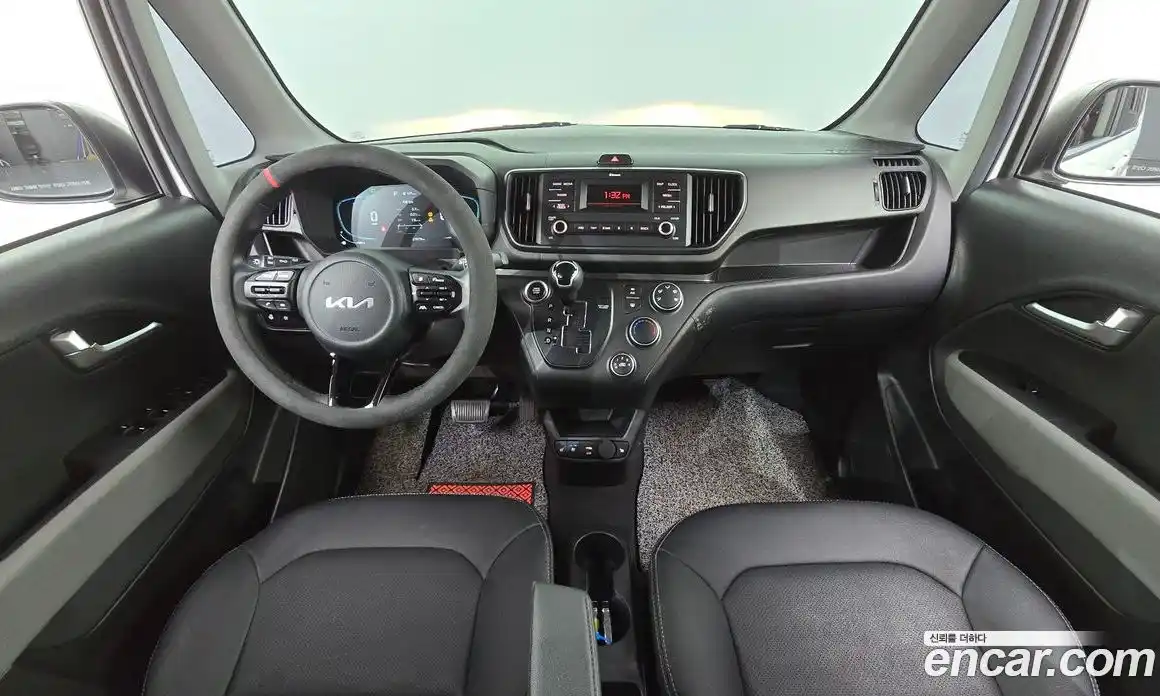 Kia Ray 2023 1.0 автомат (гидро), фото 7