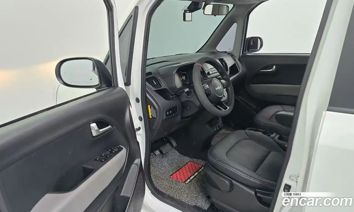 Kia Ray 2023 1.0 автомат (гидро), фото 10