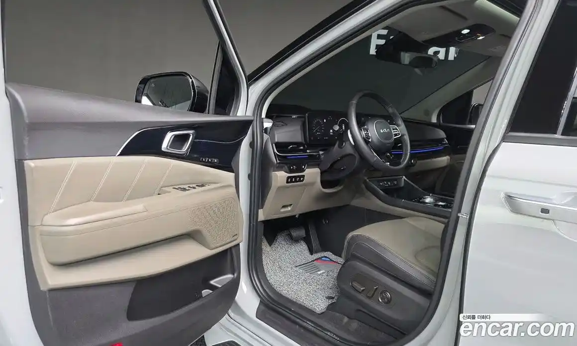 Kia Carnival 2024 1.6 автомат (гидро), фото 13