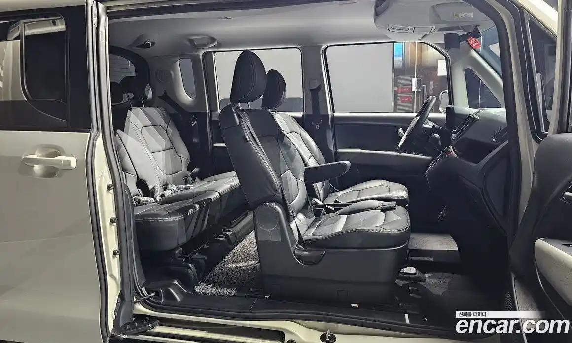 Kia Ray 2023 1.0 автомат (гидро), фото 17