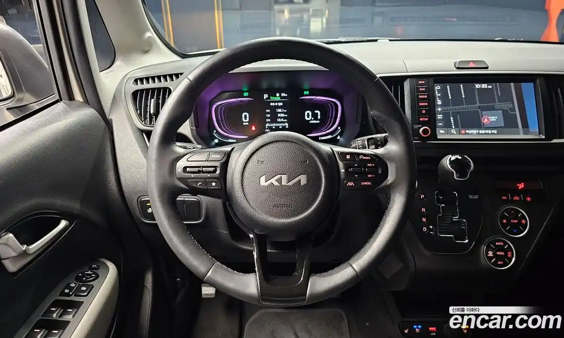 Kia Ray 2023 1.0 автомат (гидро), фото 19