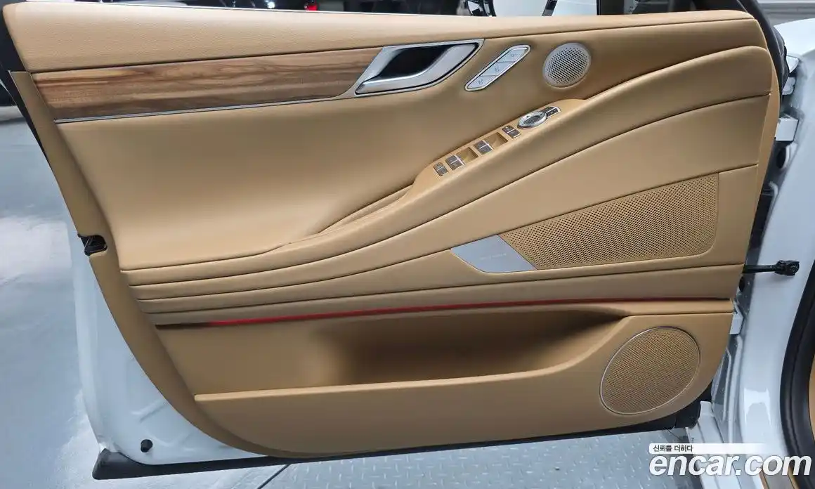 Genesis G80 2024 2.5 автомат (гидро), фото 14