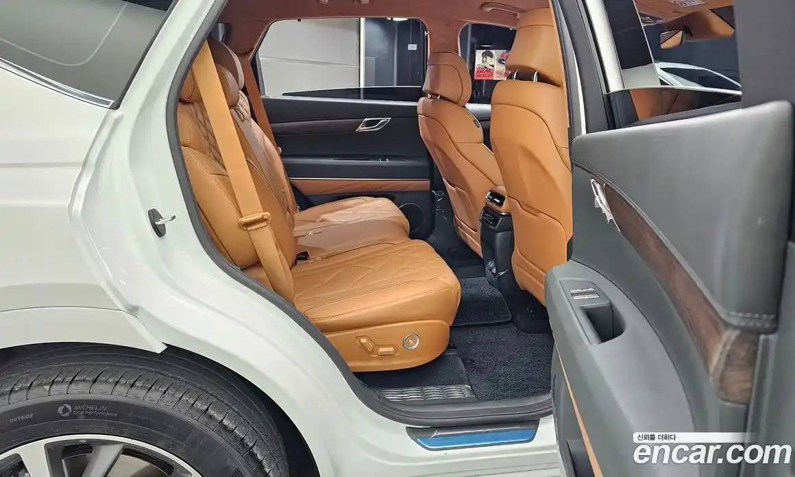 Genesis GV80 2024 2.5 автомат (гидро), фото 17