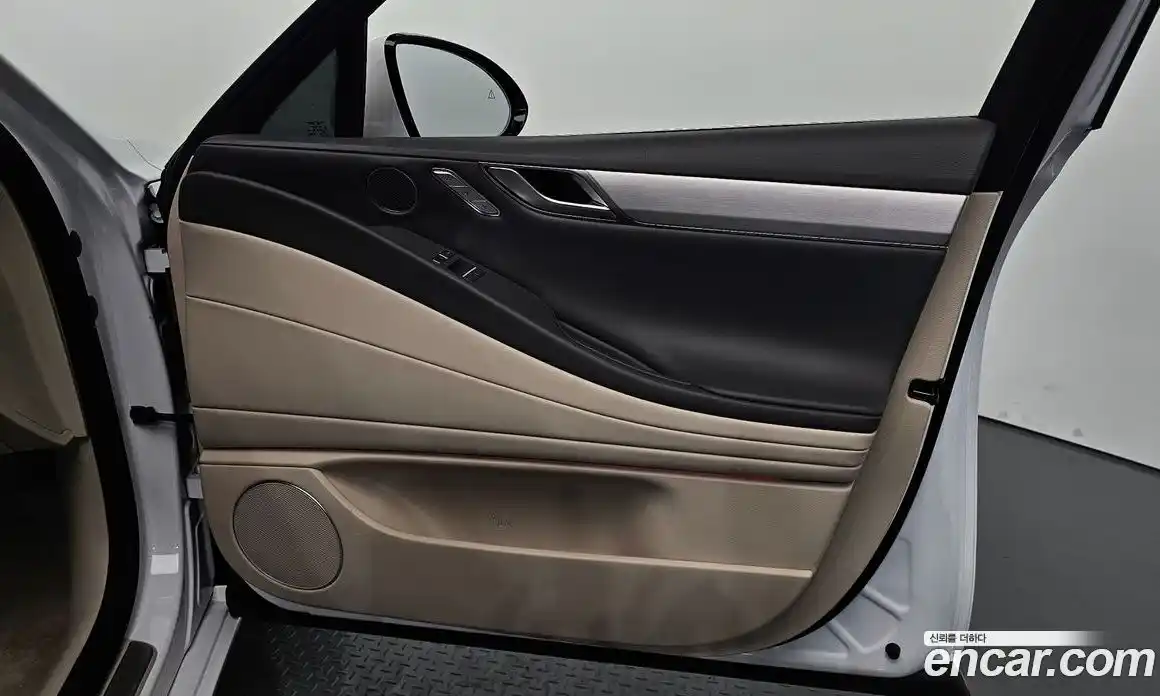 Genesis G80 2024 2.5 автомат (гидро), фото 23