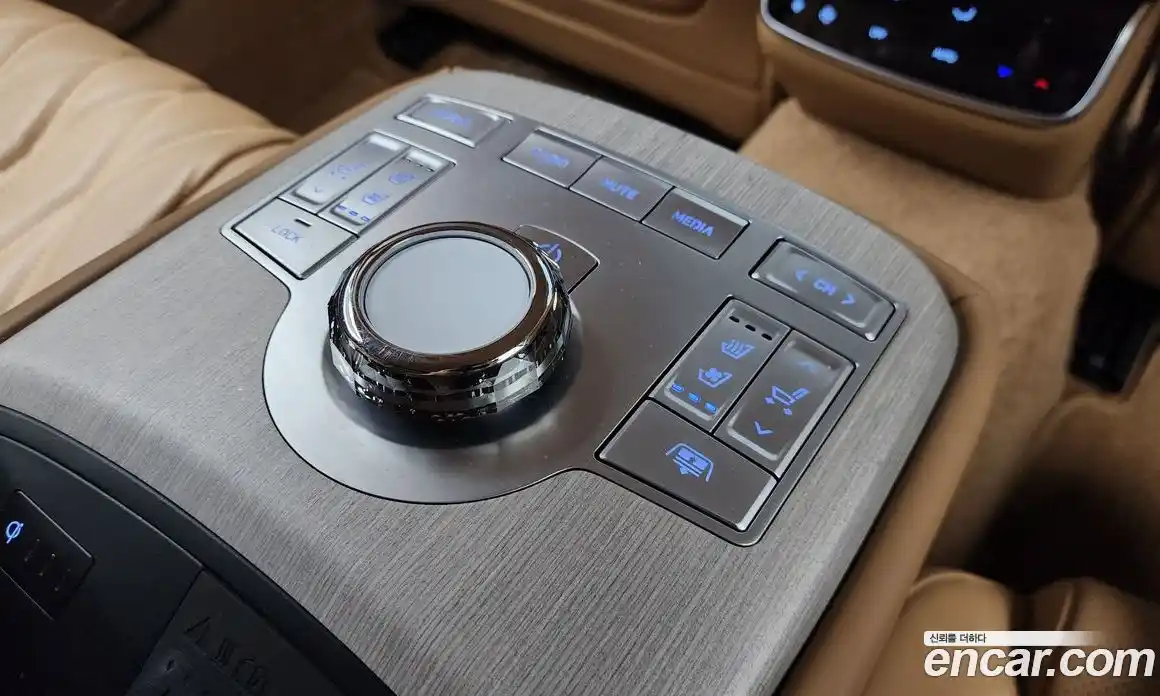 Genesis G80 2024 2.5 автомат (гидро), фото 25