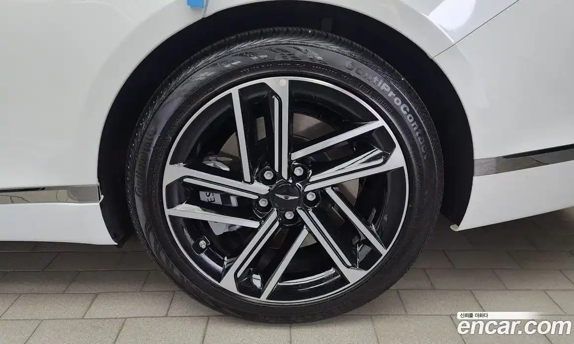 Genesis G80 2024 2.5 автомат (гидро), фото 7
