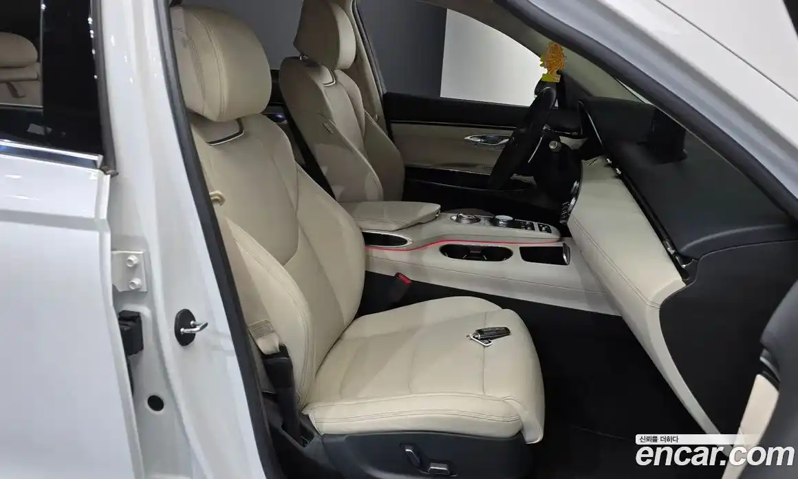 Genesis GV70 2021 2.5 автомат (гидро), фото 16