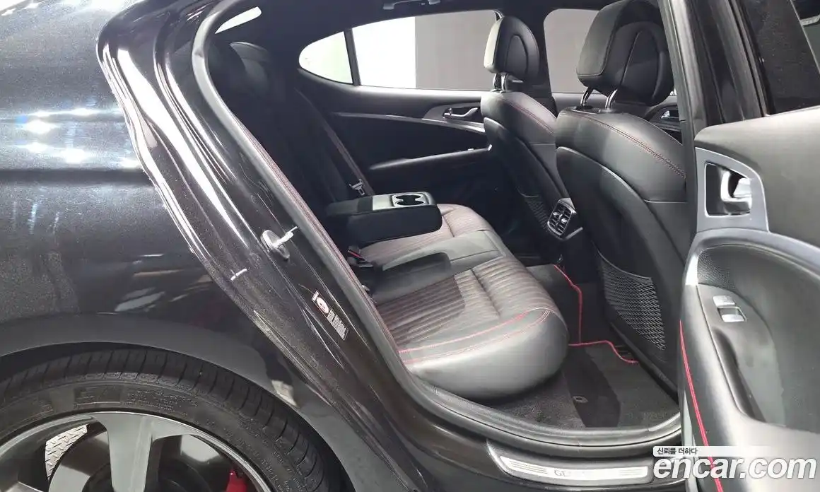 Genesis G70 2019 3.3 автомат (гидро), фото 17