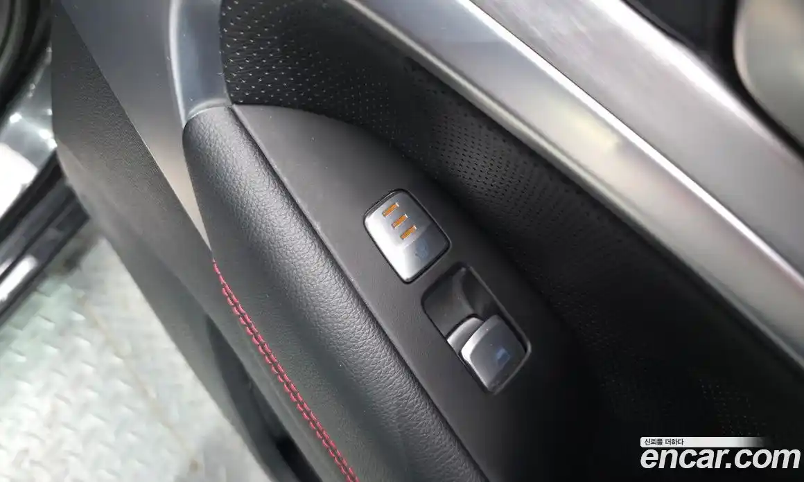 Genesis G70 2019 3.3 автомат (гидро), фото 34