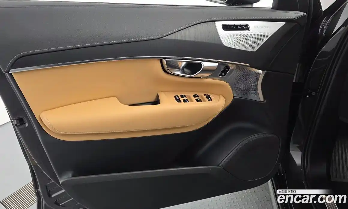 Volvo XC90 2022 2.0 автомат (гидро), фото 14