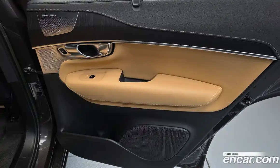 Volvo XC90 2022 2.0 автомат (гидро), фото 15