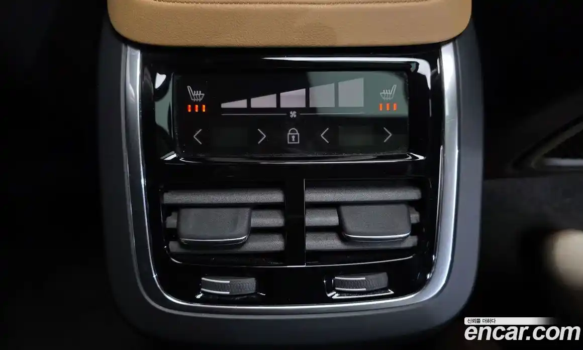 Volvo XC90 2022 2.0 автомат (гидро), фото 24